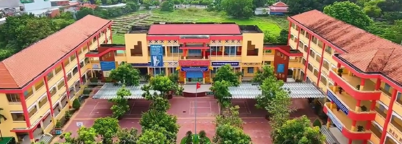 Màn hình ghép LCD – Trường cấp II & III Nguyễn An Khương